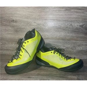 Arc'teryx Acrux FL Approach Gore Tex Hiking Terrain Shoes Mens 12.5 Chartreuse
